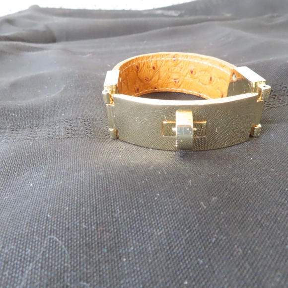 CC SKYE Roosevelt Gold Turnlock bracelet ostrich - Picture 2 of 4